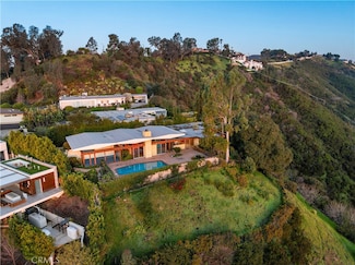 1470 Laurel Way, Beverly Hills, CA 90210