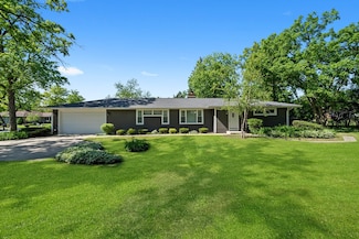 311 N Shady Ln, Elmhurst, IL 60126