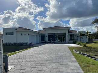 15300 SW 54th Place, Southwest Ranches, FL 33331