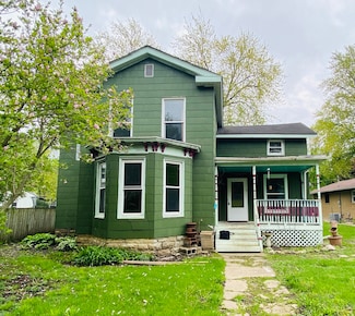 409 E Hickory St, Fairbury, IL 61739