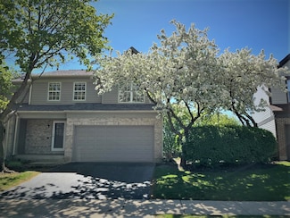 8 Oxford Ct Unit 1, Algonquin, IL 60102