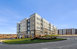 6 Stratton Dr Unit 407, Woburn, MA 01801
