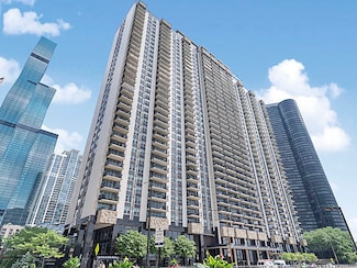 400 E Randolph St Unit 1512, Chicago, IL 60601