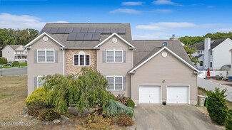 25 Harbor Inn Rd, Bayville, NJ 08721