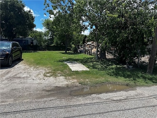 207 Spruce St, Corpus Christi, TX 78408