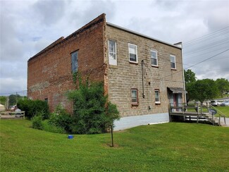 123 N Main St, Palmyra, MO 63461