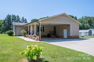 4435 Hickory Grove Rd, Gastonia, NC 28056