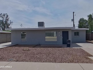 414 S Robert Rd, Tempe, AZ 85281