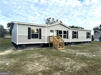 4725 Otter Creek Cir, Blackshear, GA 31516