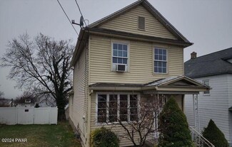 175 Phillips St, Throop, PA 18512