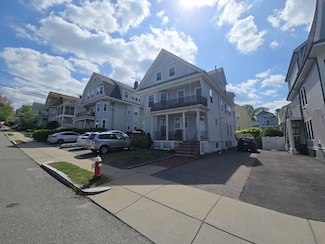 146 Hillside Rd Unit 2, Watertown, MA 02472