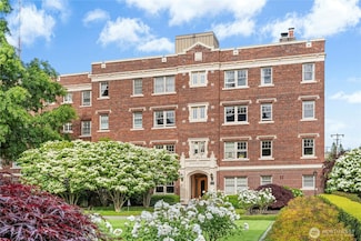 100 W Highland Dr Unit VB404, Seattle, WA 98119