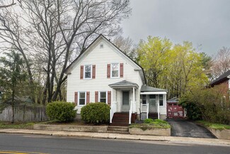 110 School St, Sanford, ME 04073