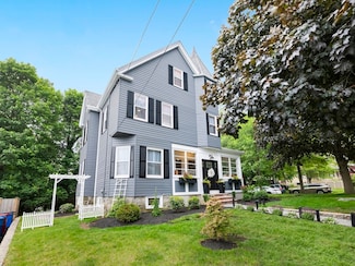 34 Rockland St, Melrose, MA 02176