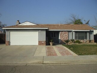 3055 N El Capitan Ave, Fresno, CA 93722