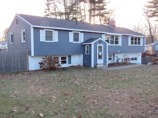46 Parkwood Dr, Pepperell, MA 01463
