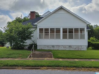 7 S Main Ave, Sylacauga, AL 35150