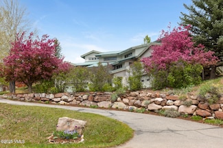 21 Hackamore Rd, Edwards, CO 81632