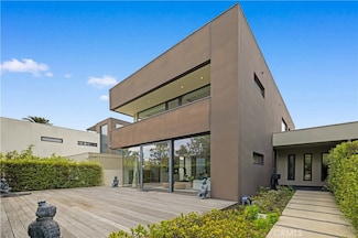 9 Temple Ave, Long Beach, CA 90803