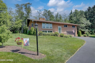 7005 Hillside Dr, Bloomsburg, PA 17815