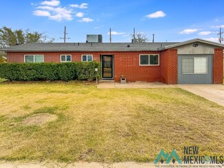 2214 N Steven Dr, Hobbs, NM 88240
