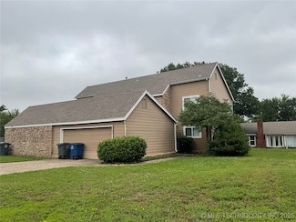 6505 S 81st Place E, Tulsa, OK 74133