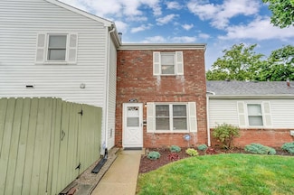 3017 La Vista Dr Unit 34, Columbus, OH 43204