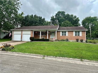 1204 Sycamore Dr, Rolla, MO 65401