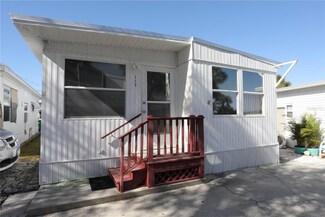 113 Aura St, Englewood, FL 34223