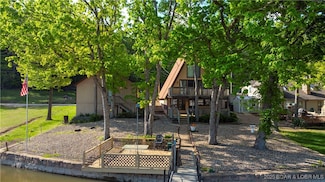 722 Lehman Ln, Sunrise Beach, MO 65079