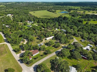 2235 Sierra Rd, Brenham, TX 77833