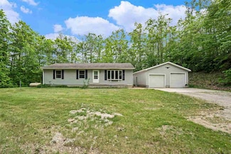 1575 Roy Rd, Petoskey, MI 49770