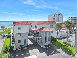 1404 N Atlantic Ave Unit 4, Daytona Beach, FL 32118