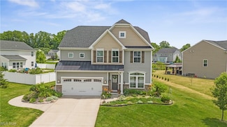 2747 Compass Point Dr, Uniontown, OH 44685