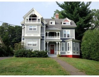 149 Elm St, Northampton, MA 01060