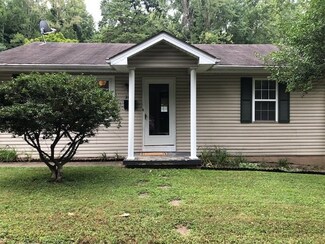 3128 Simpson Rd, Ashland, KY 41101