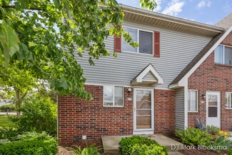 324 Carriage Ln SW Unit 63, Grand Rapids, MI 49548