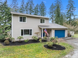 2867 Sand Dollar Rd W, Bremerton, WA 98312