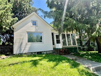 723 N Spring St, Independence, MO 64050