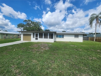 109 21st St NE, Bradenton, FL 34208