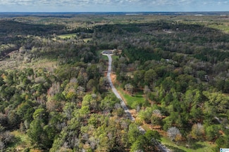 4550 Newbold Rd, Bessemer, AL 35022