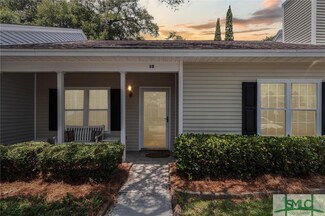 10 Olde Towne Place Dr, Savannah, GA 31410
