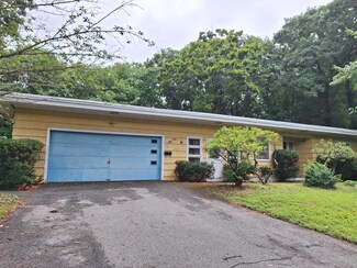 44 Wild Rose Ave, South Portland, ME 04106