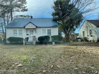 1006 Edgerton St, Goldsboro, NC 27530