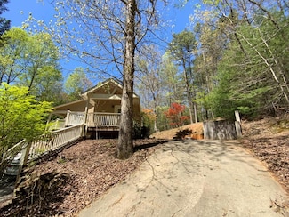 522 Satsuma Ct, Ellijay, GA 30540