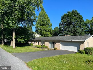 1101 Indiana Ave, Lemoyne, PA 17043