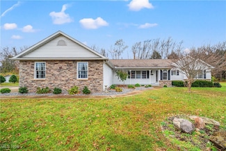 7335 Fieldstone Ave, Conneaut, OH 44030
