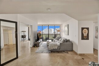 1000 E Island Blvd Unit 2105, Aventura, FL 33160