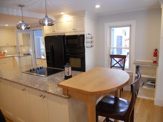 123 Commonwealth Ave, Springfield, VT 05156