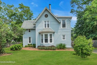 18 Middletown Ave, Atlantic Highlands, NJ 07716